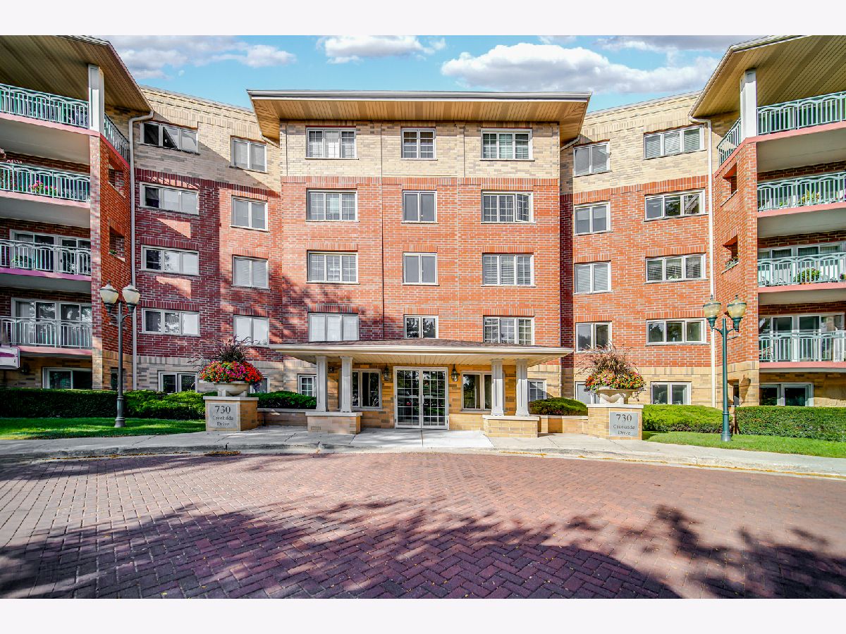  For Sale Mount Prospect Illinois, 730 Creekside Drive