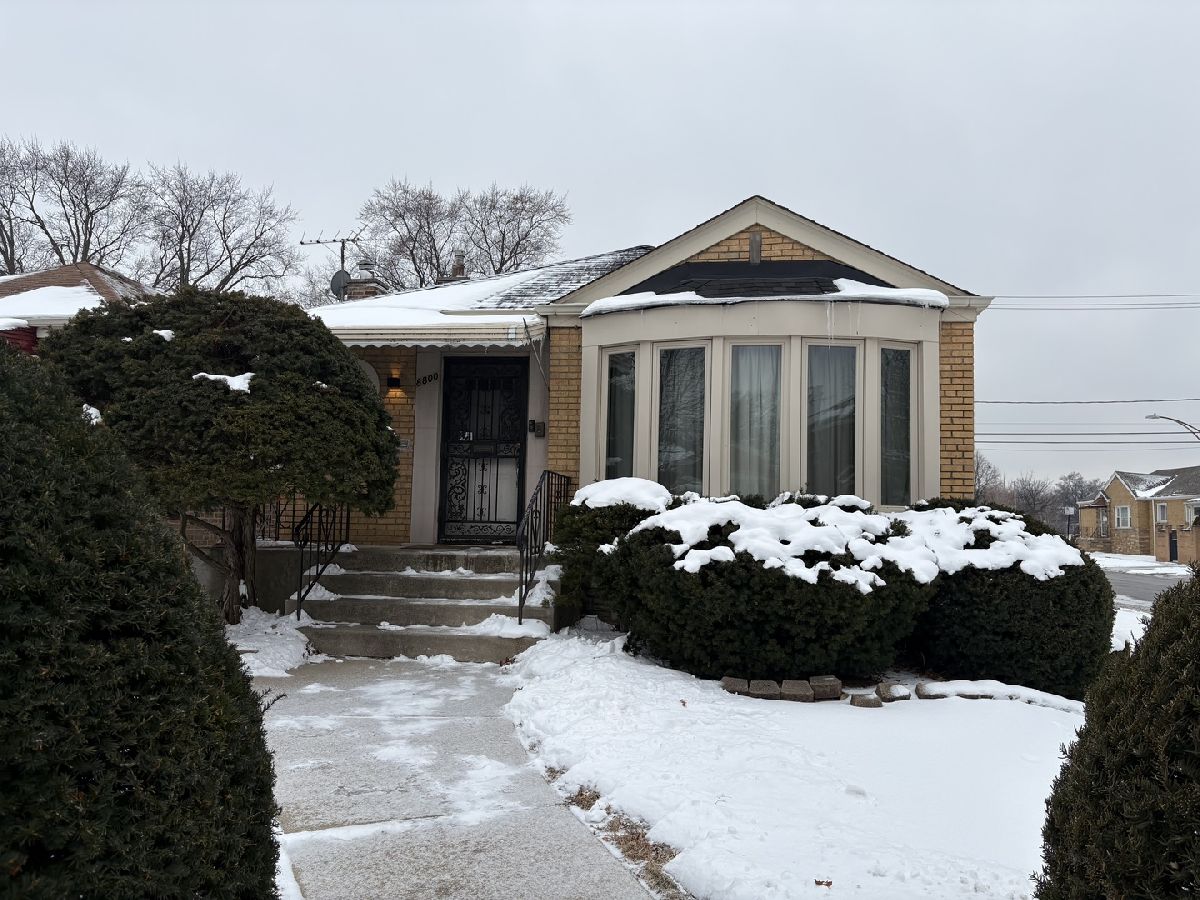  For Sale Chicago Illinois, 8800 Merrill Avenue