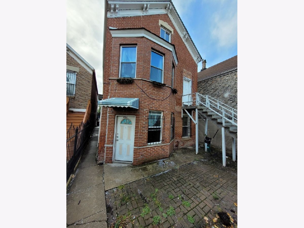  Rented Chicago Illinois, 2817 Cullerton