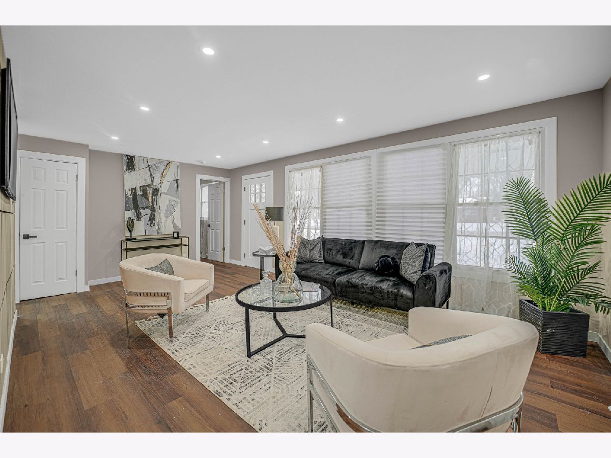  For Sale Country Club Hills Illinois, 18331 John Avenue