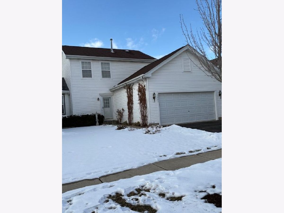  For Sale Lakemoor Illinois, 32504 Millstone Circle