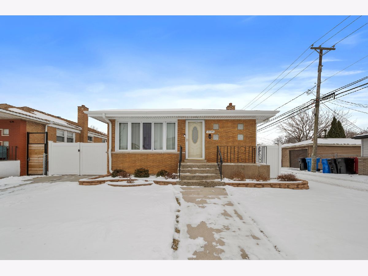  For Sale Chicago Illinois, 12943 Manistee Avenue