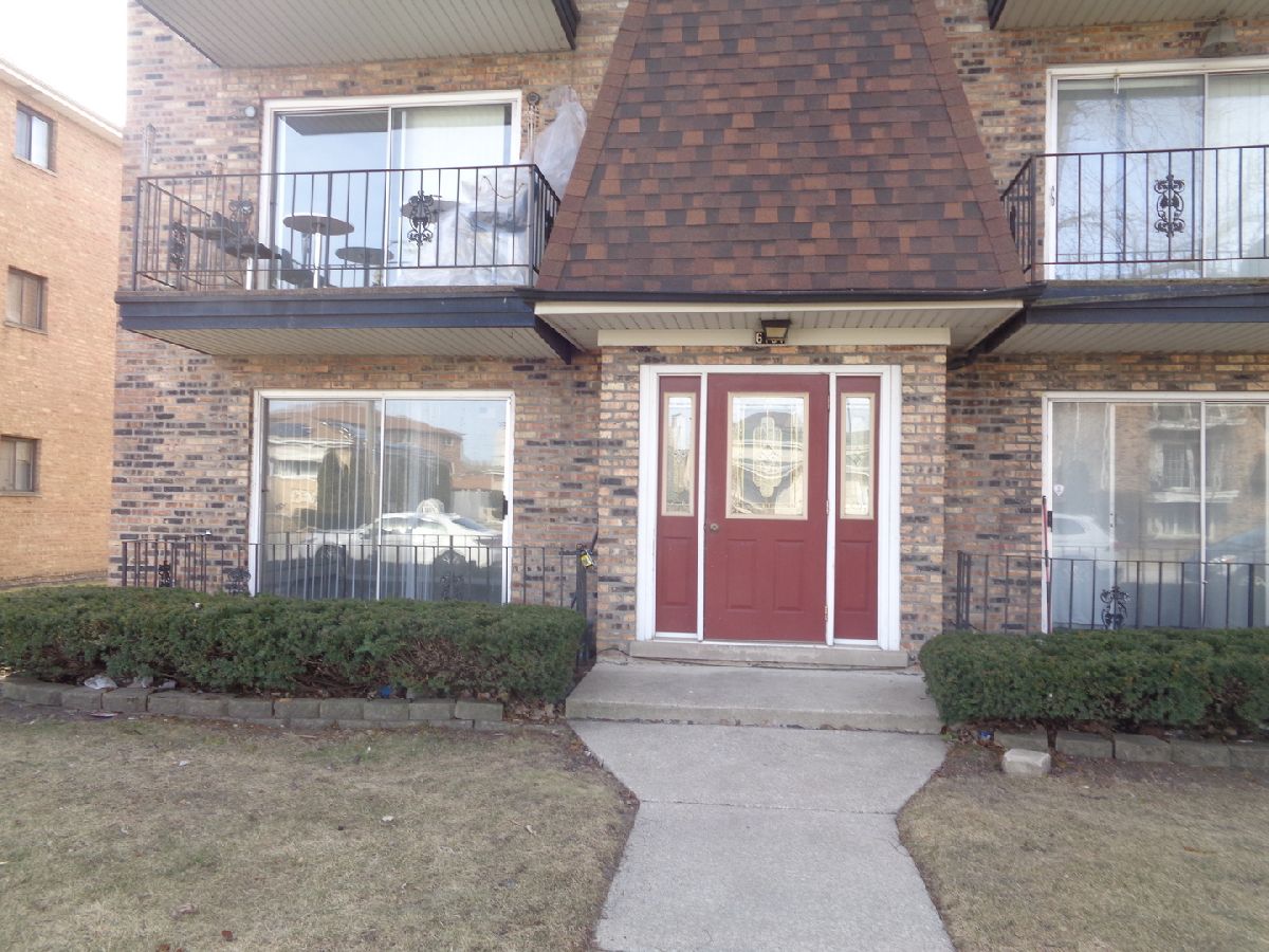  Rented Chicago Ridge Illinois, 6131 Marshall