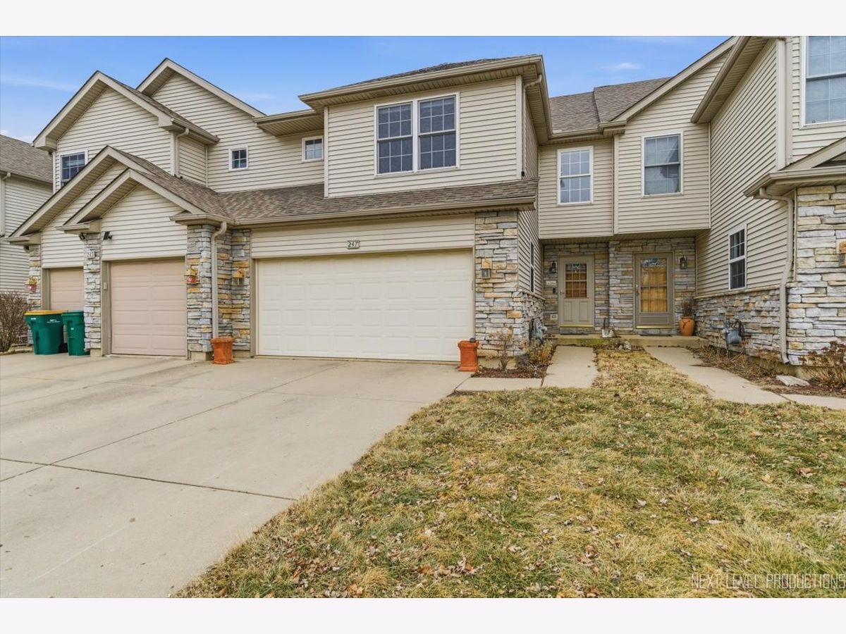  For Sale Maple Park Illinois, 247 Dekalb Drive