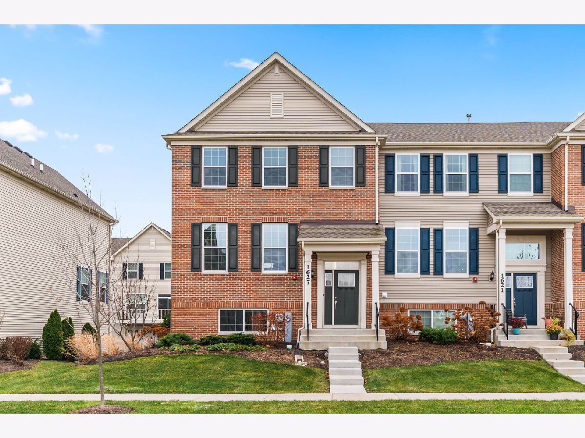  Rented Batavia Illinois, 1627 Sager