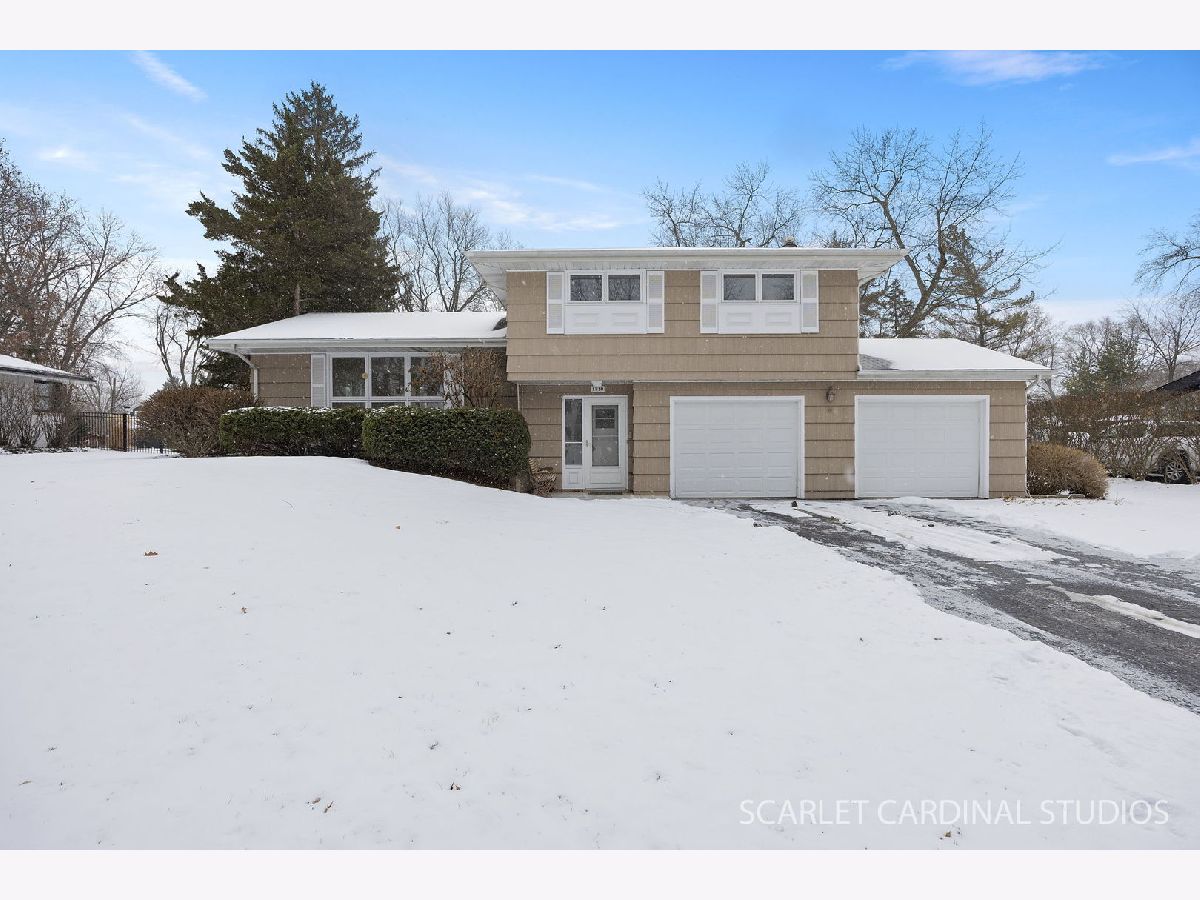 Homes For Sale Lawn Meadow Naperville Illinois, 1210 Lawnmeadow Lane