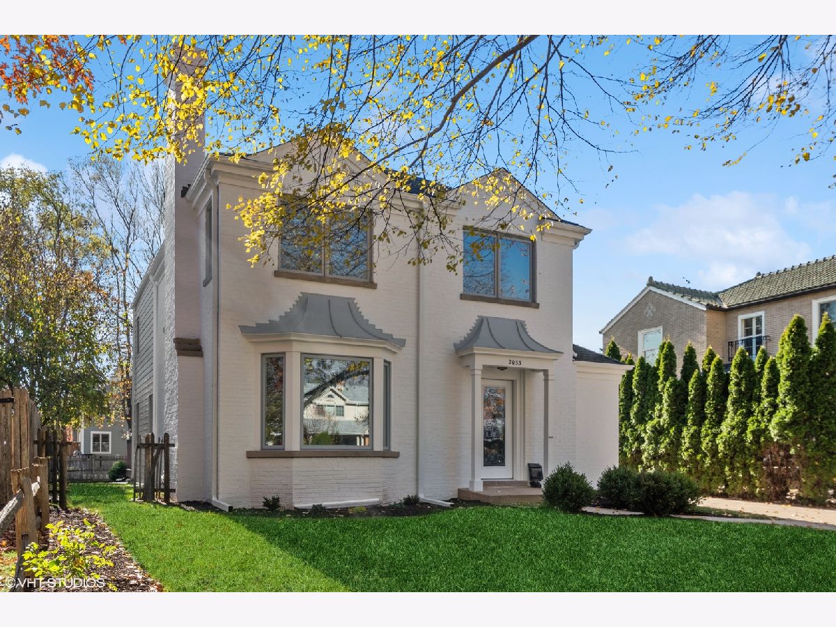  Rented Wilmette Illinois, 2033 Highland