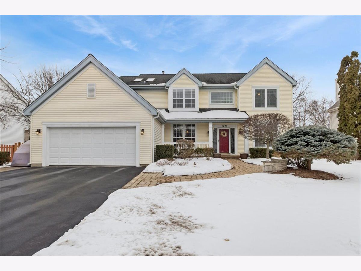  For Sale Lake Zurich Illinois, 1241 Eric Lane