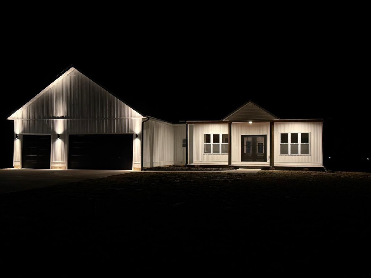  For Sale Dixon Illinois, 692 Penrose Road