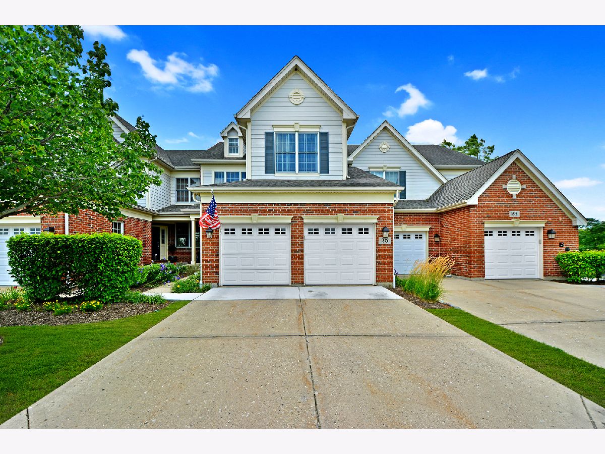  For Sale Hawthorn Woods Illinois, 25 Harborside Way