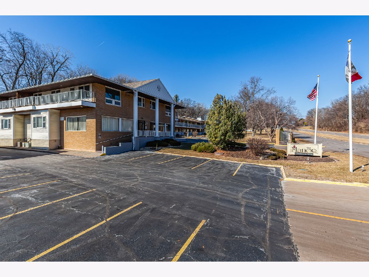  For Sale Bettendorf Iowa, 1104 Kimberly Road