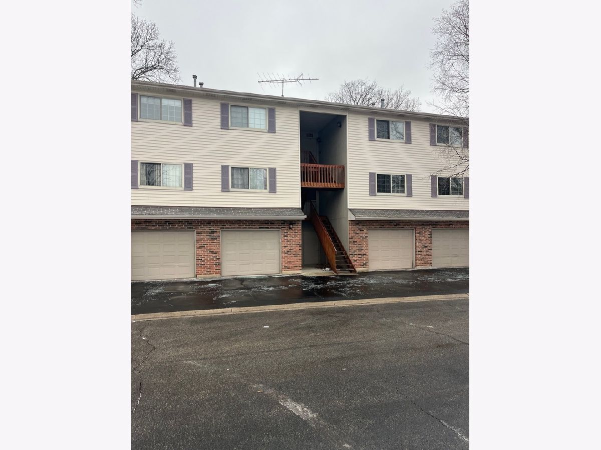  For Rent Carpentersville Illinois, 612 Buckskin