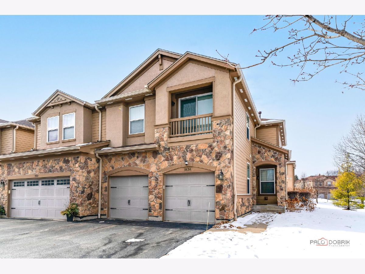  For Sale Vernon Hills Illinois, 1824 Crenshaw Circle