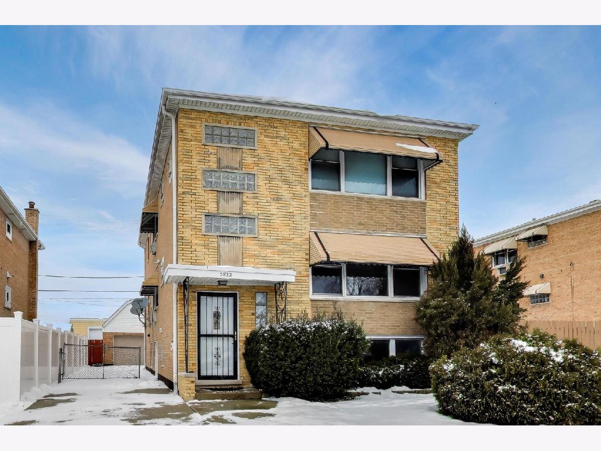  For Sale Burbank Illinois, 5822 79th Street