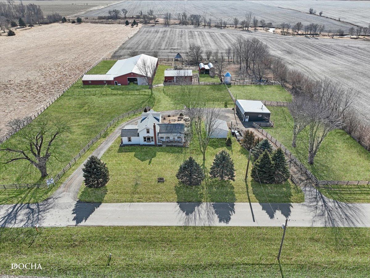  For Sale Hinckley Illinois, 17396 Scott Road