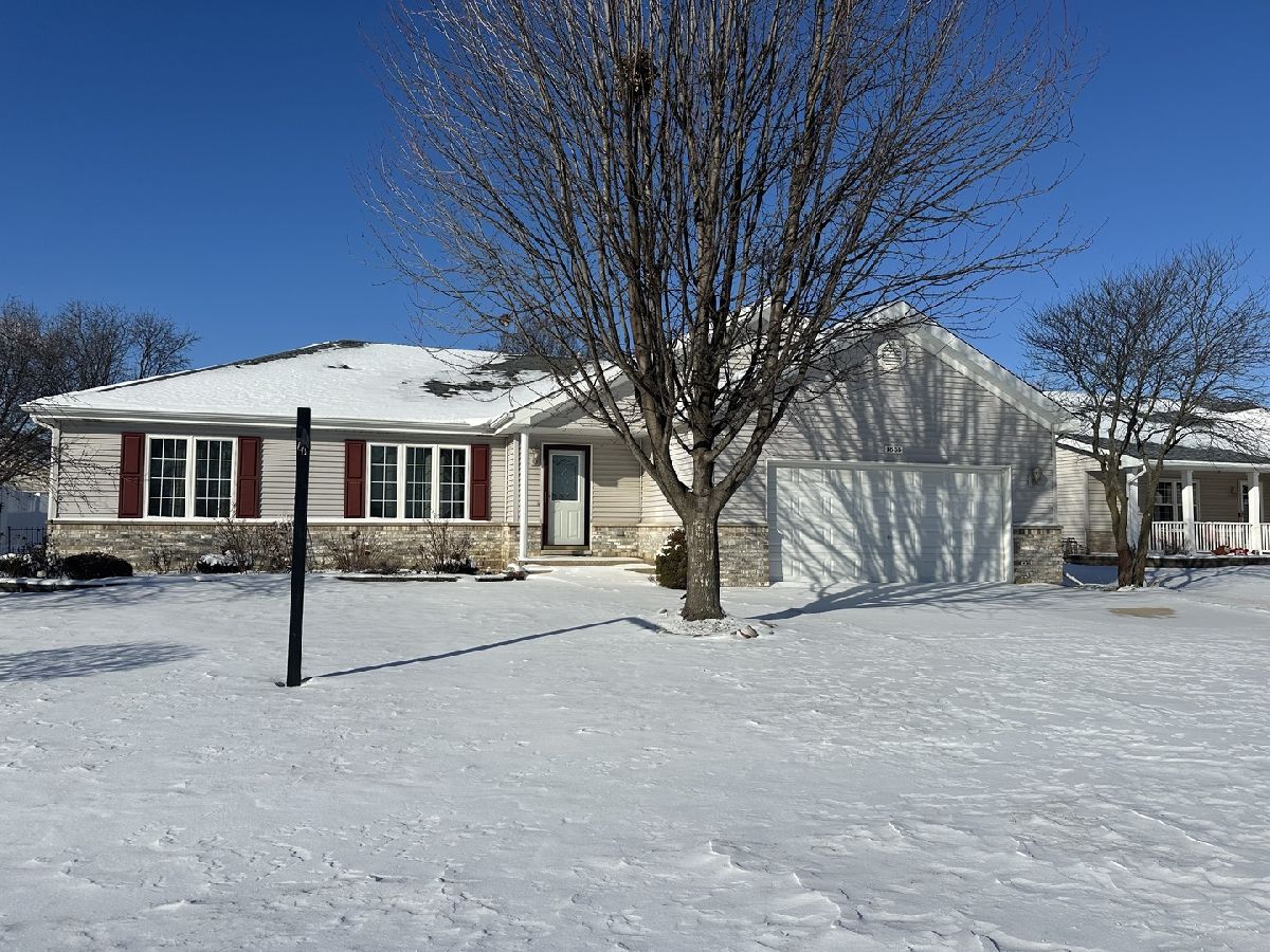  For Sale Bourbonnais Illinois, 1565 Stefanie Lane