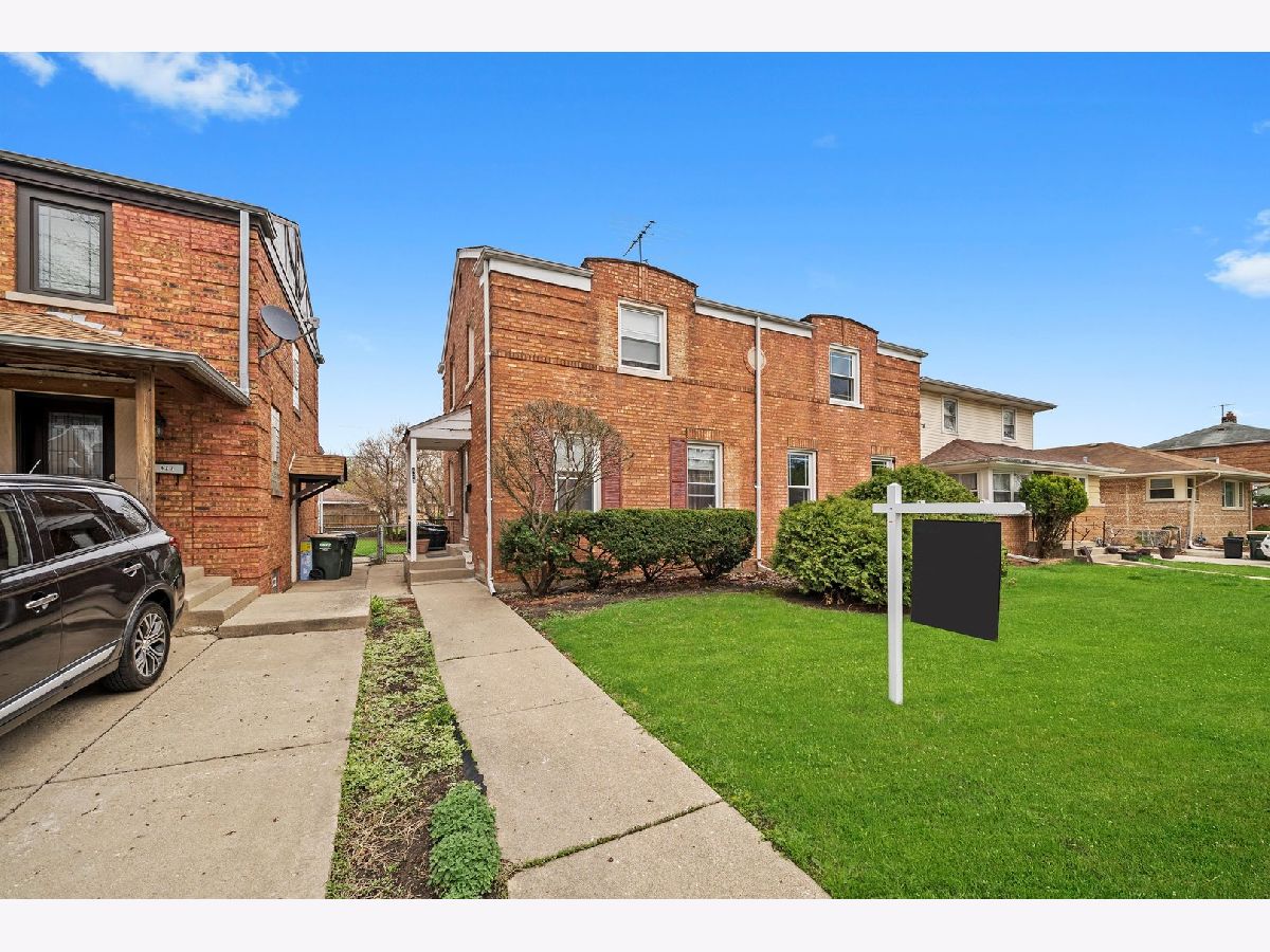  For Sale Bellwood Illinois, 429 Geneva Avenue