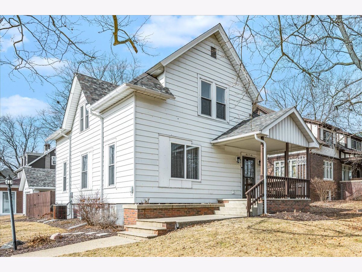  Sold Eureka Illinois, 606 Main