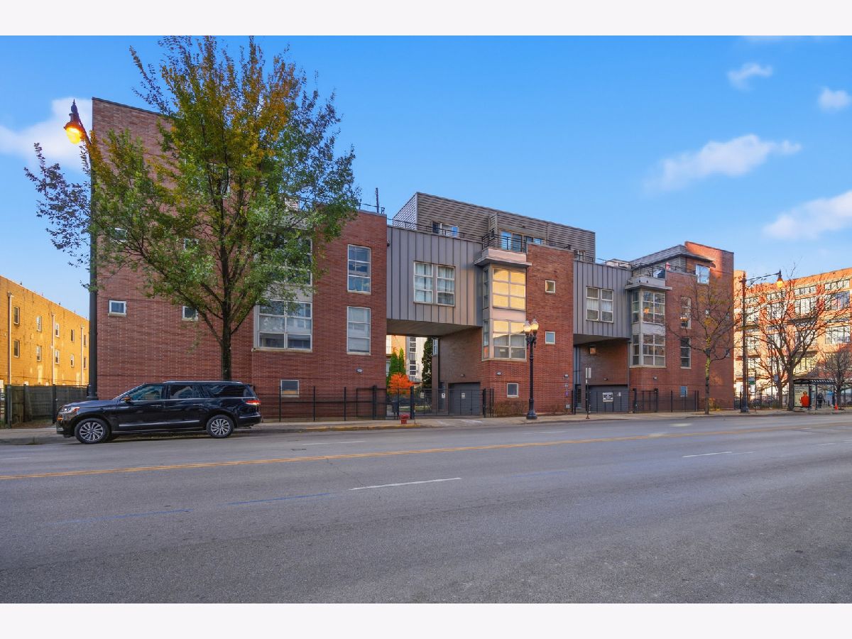  For Sale Chicago Illinois, 1808 Michigan Avenue