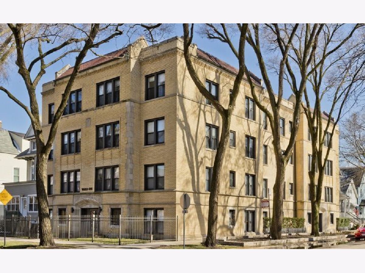  Rented Chicago Illinois, 1540 Waveland