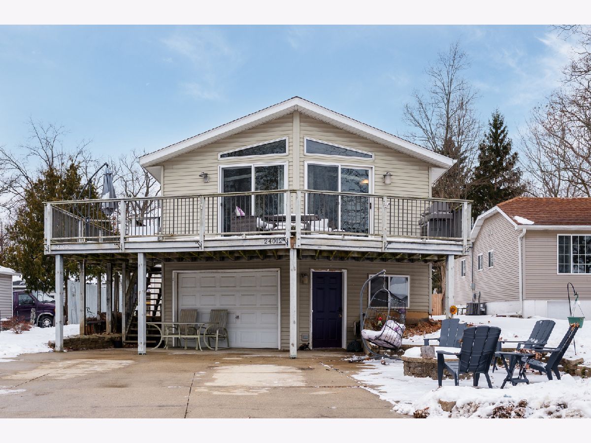 For Sale Salem Wisconsin, 24012 64th Place