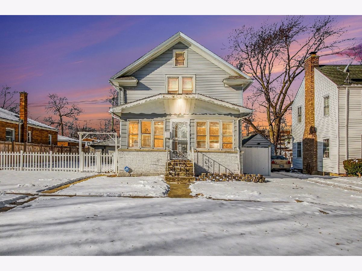  For Sale Harvey Illinois, 15524 Ashland Avenue