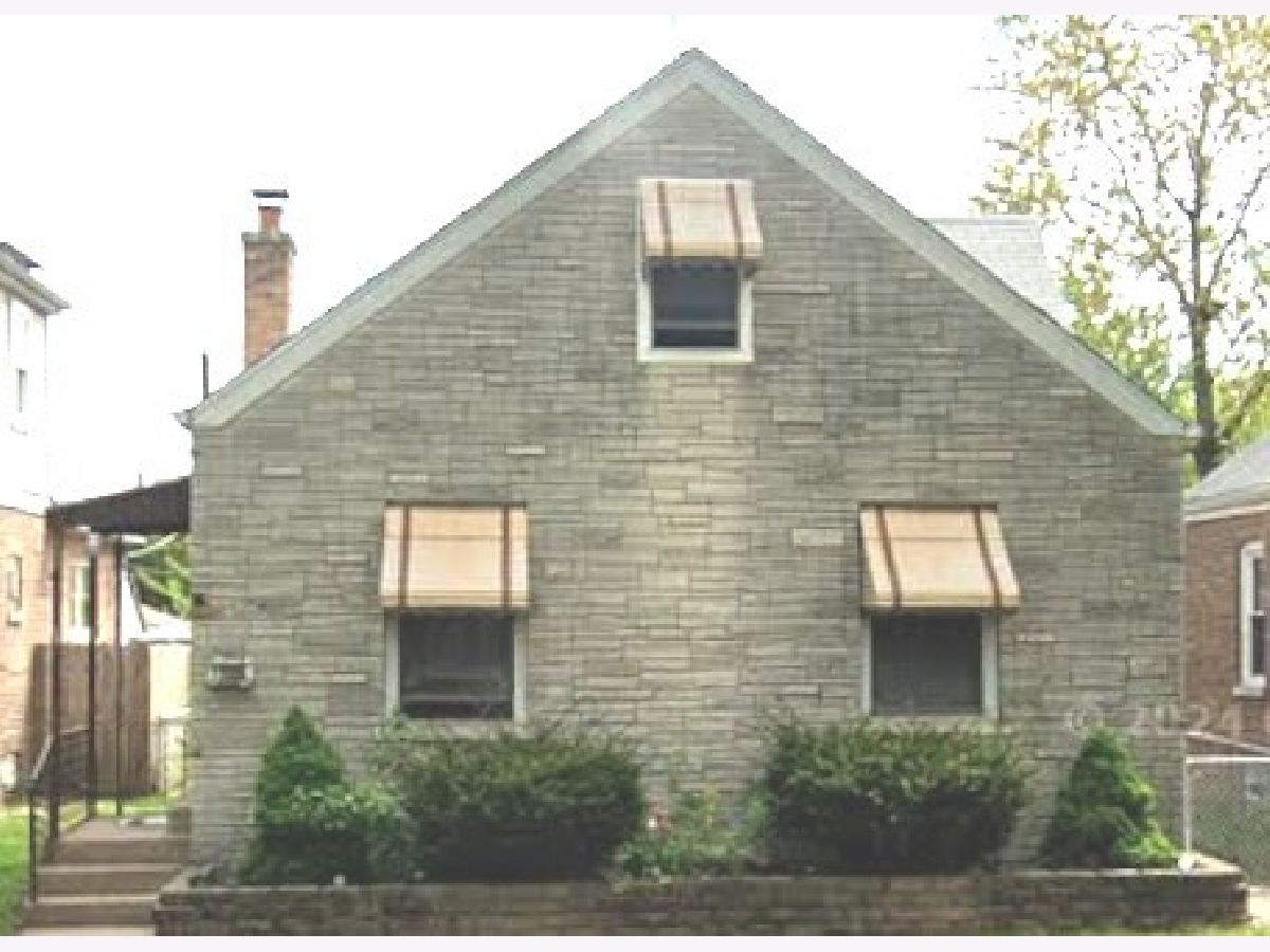 Homes & Condos & Townhomes For Sale Fair Elms Chicago Illinois, 11005 Avenue C