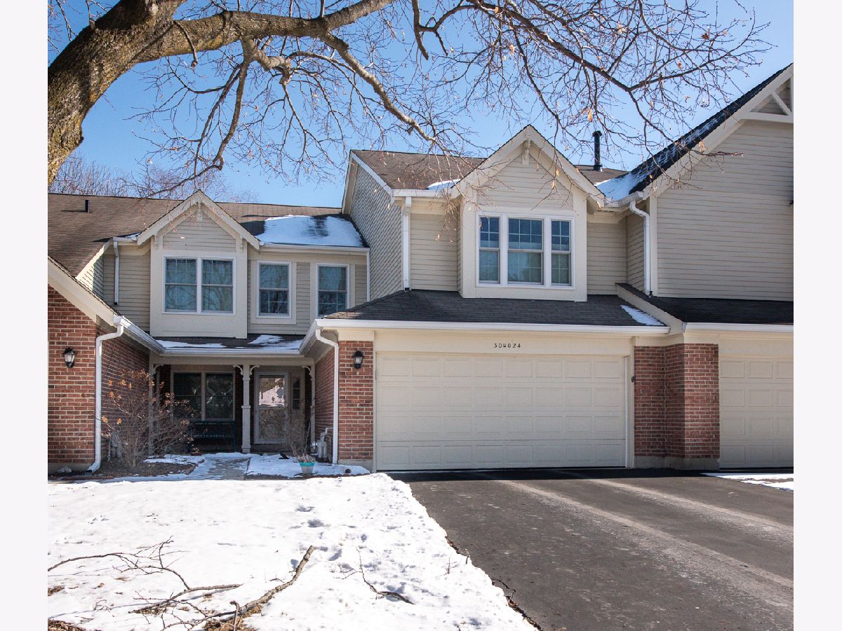  Sold Warrenville Illinois, 30W024 Redwood