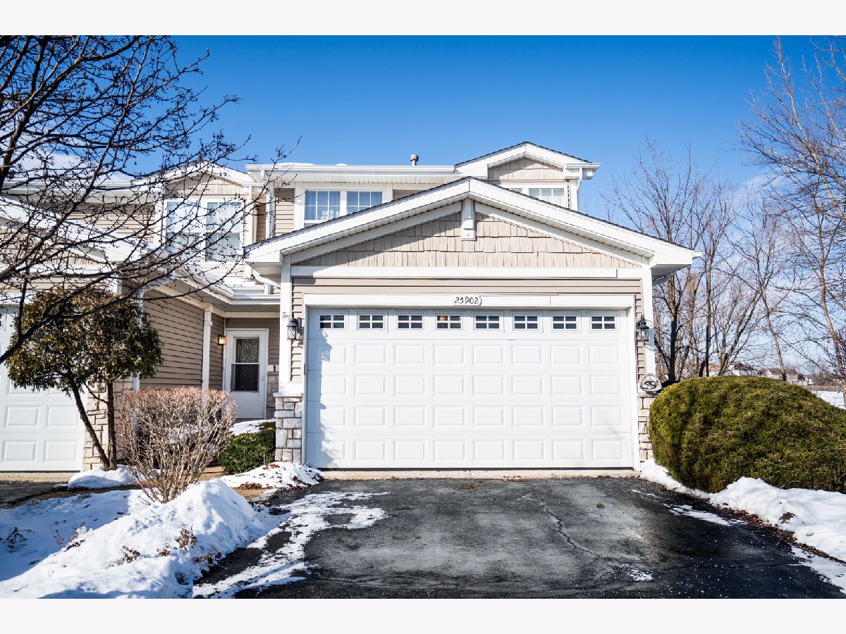  For Sale Monee Illinois, 25902 Derby Drive