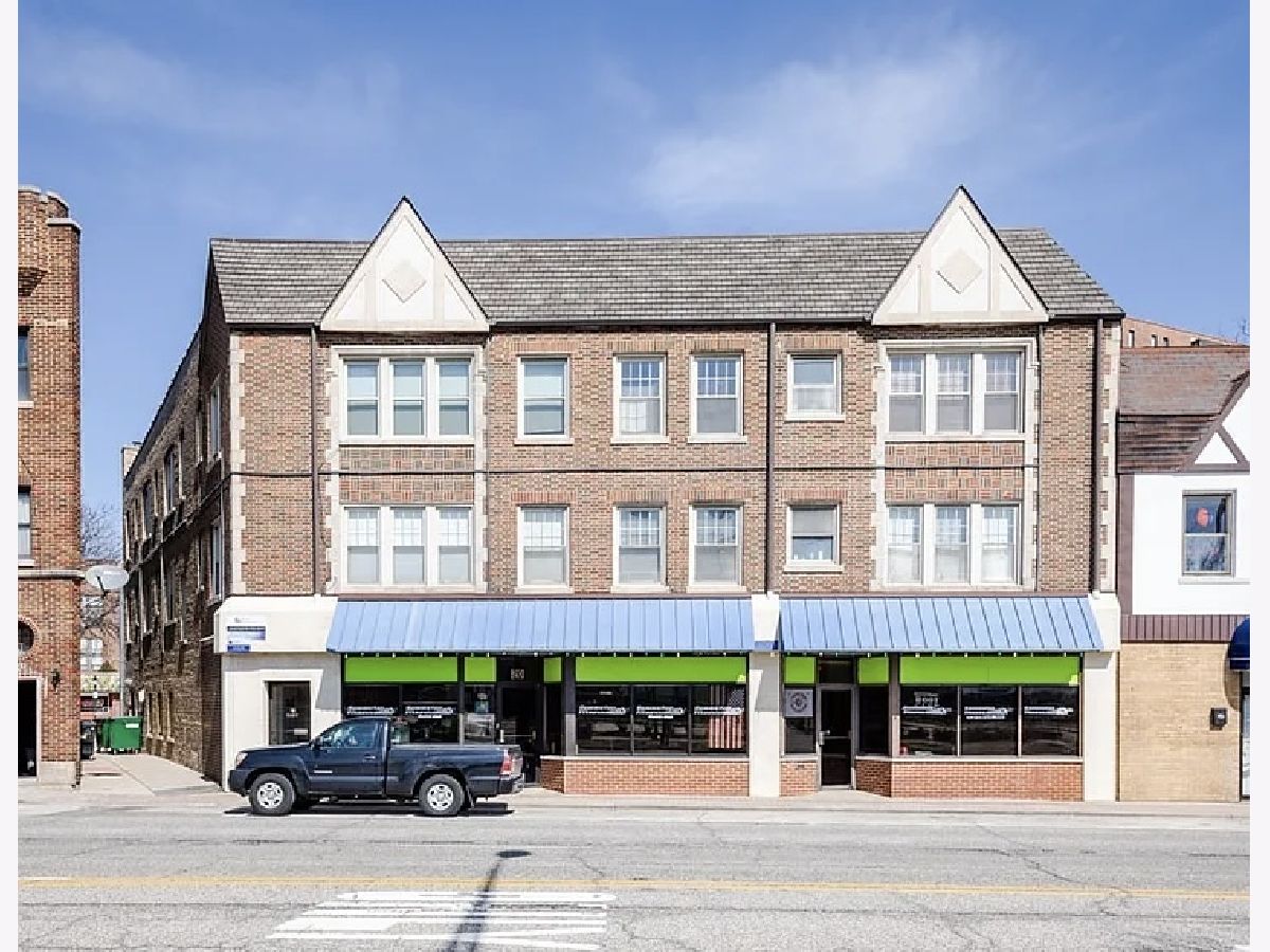  Rented Arlington Heights Illinois, 18 Northwest