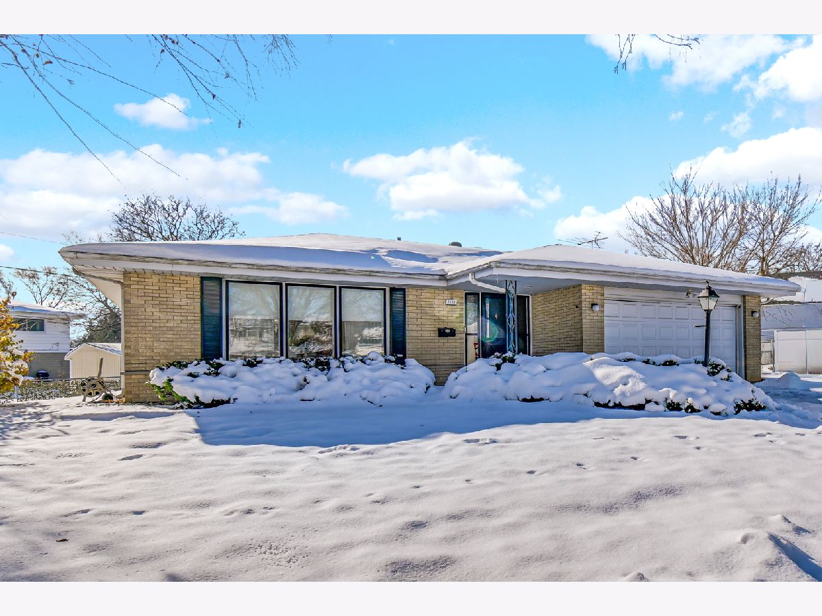  For Sale South Holland Illinois, 1161 171st Court