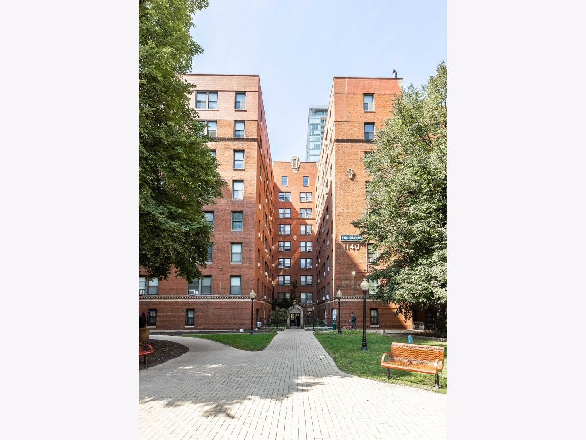  Rented Chicago Illinois, 1140 La Salle