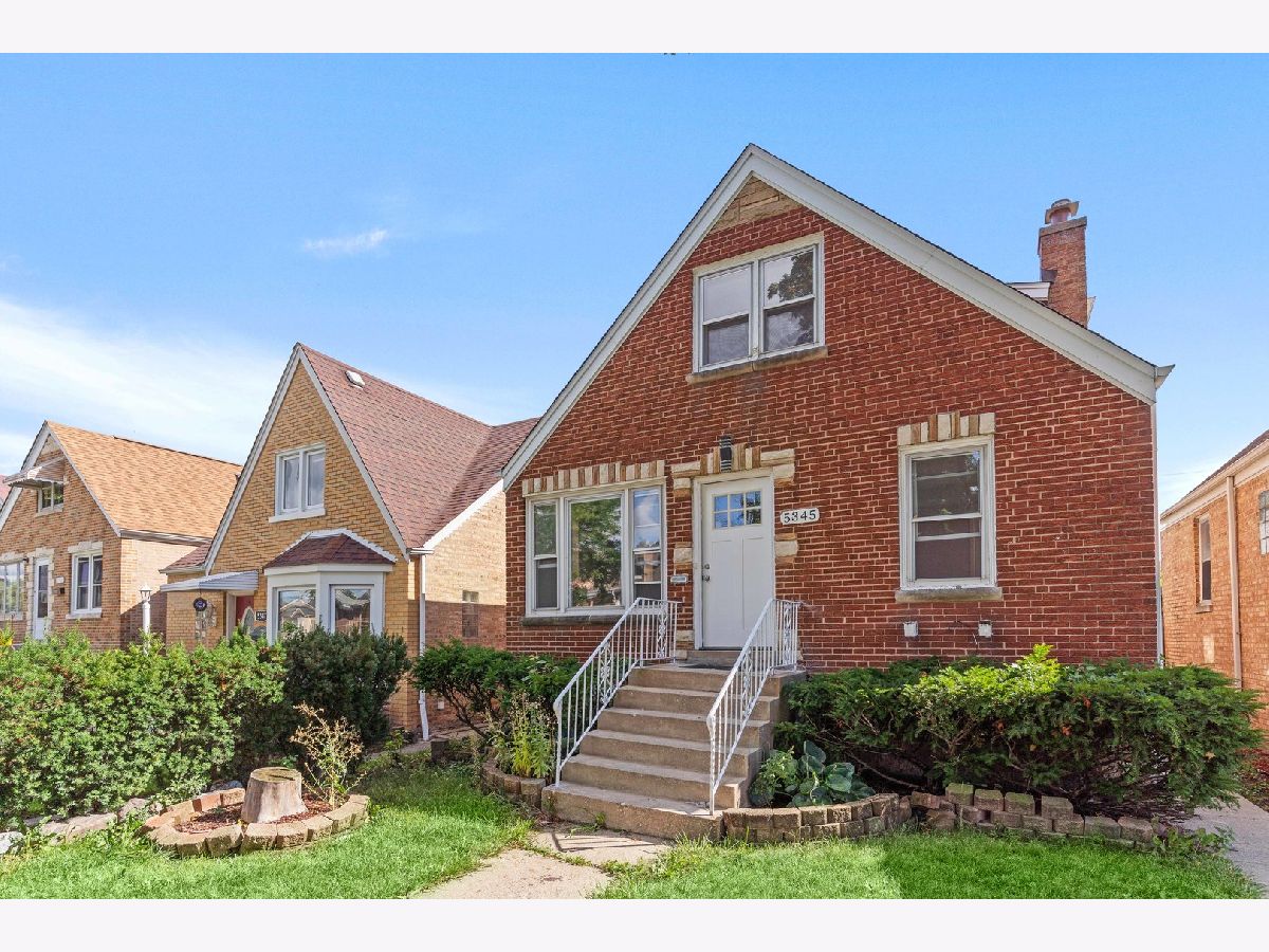  For Sale Chicago Illinois, 5345 Neva Avenue