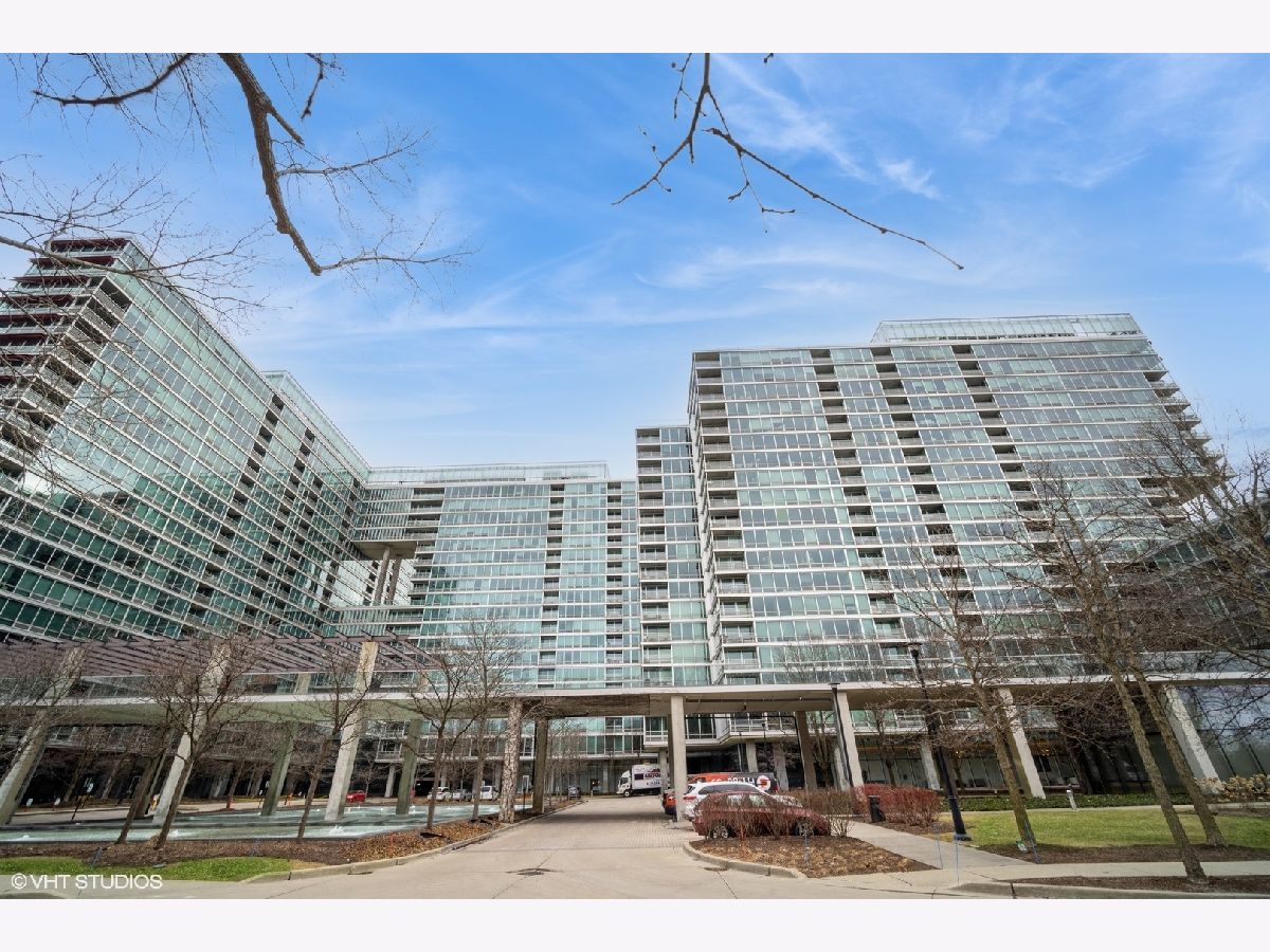  For Rent Skokie Illinois, 9715 Woods