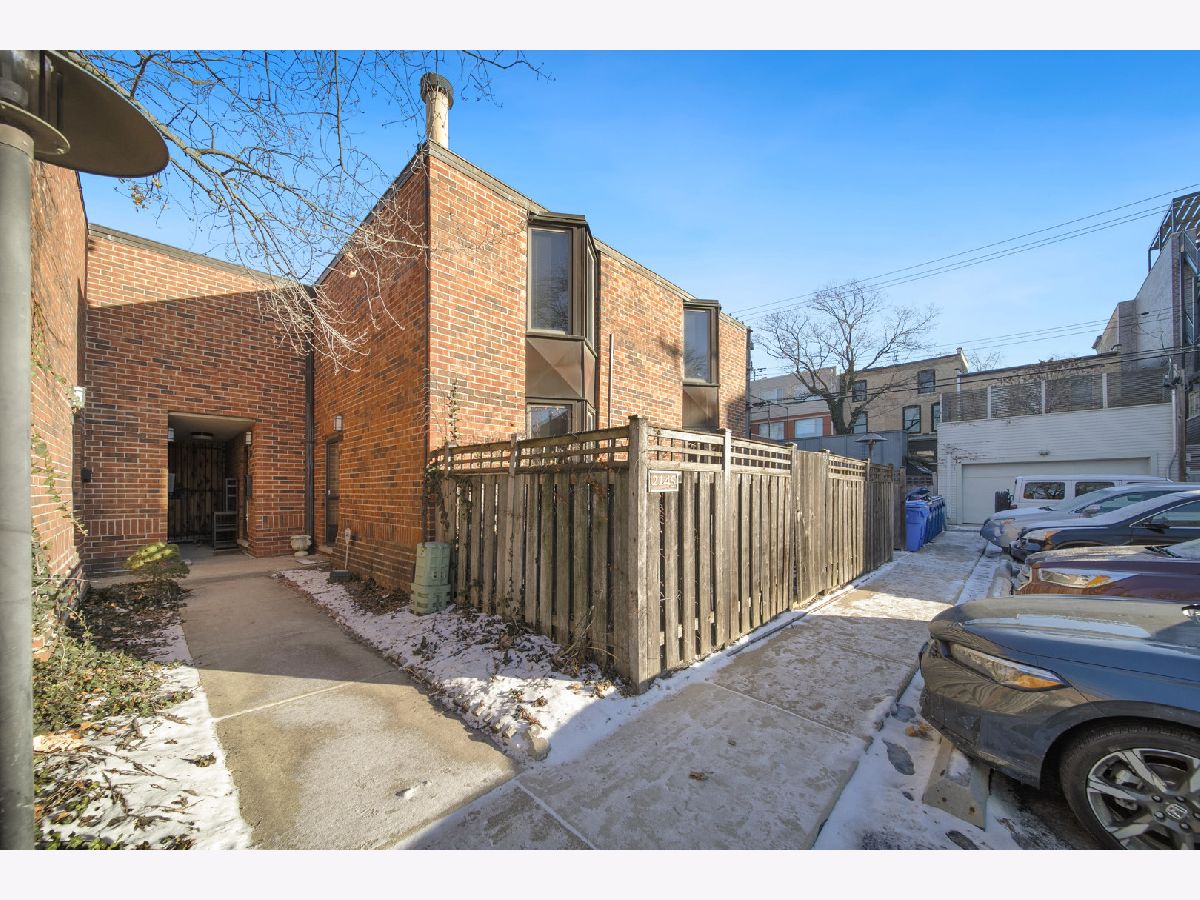  Sold Chicago Illinois, 2145 Lincoln