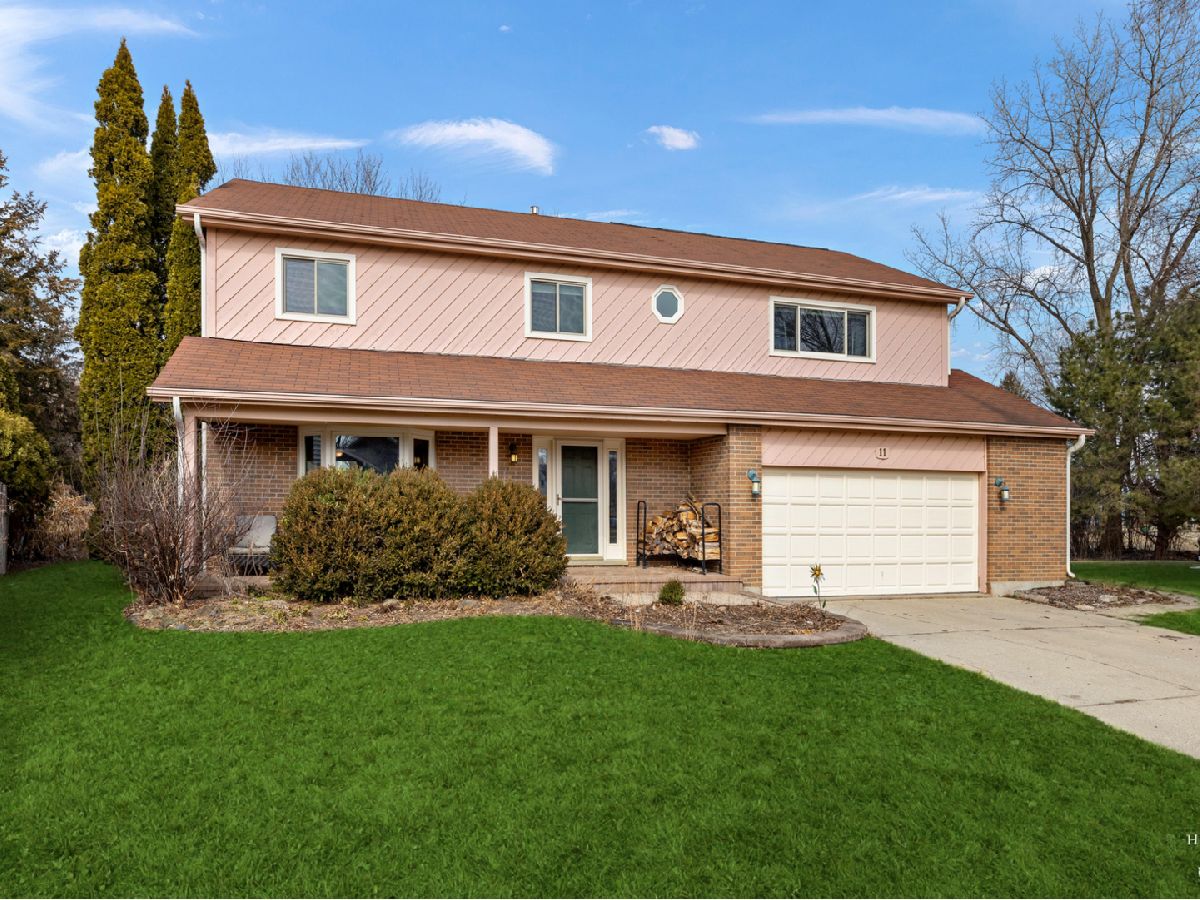  For Sale Grayslake Illinois, 11 Spinnaker Court