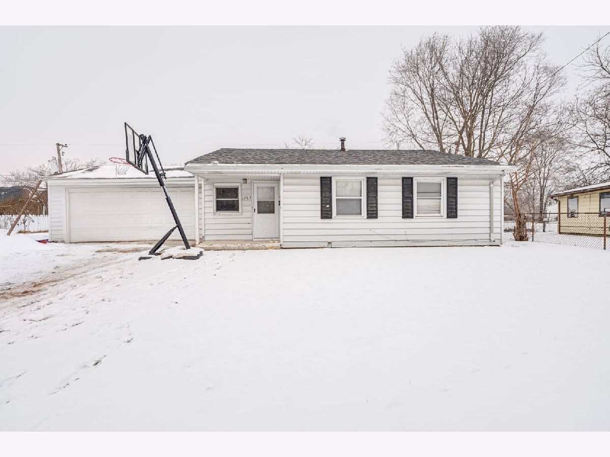  For Rent Joliet Illinois, 1209 Gage