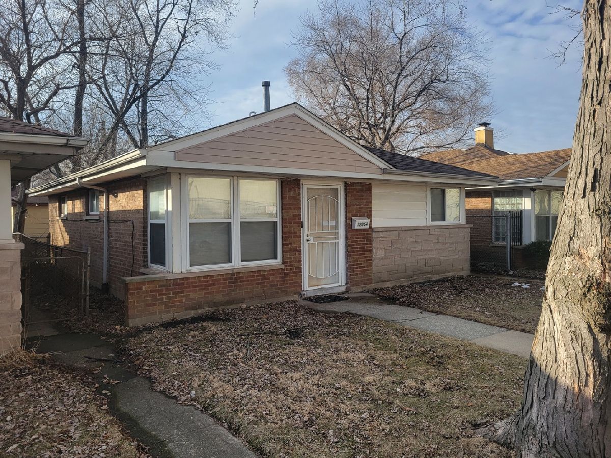  For Sale Chicago Illinois, 12864 Eggleston Avenue