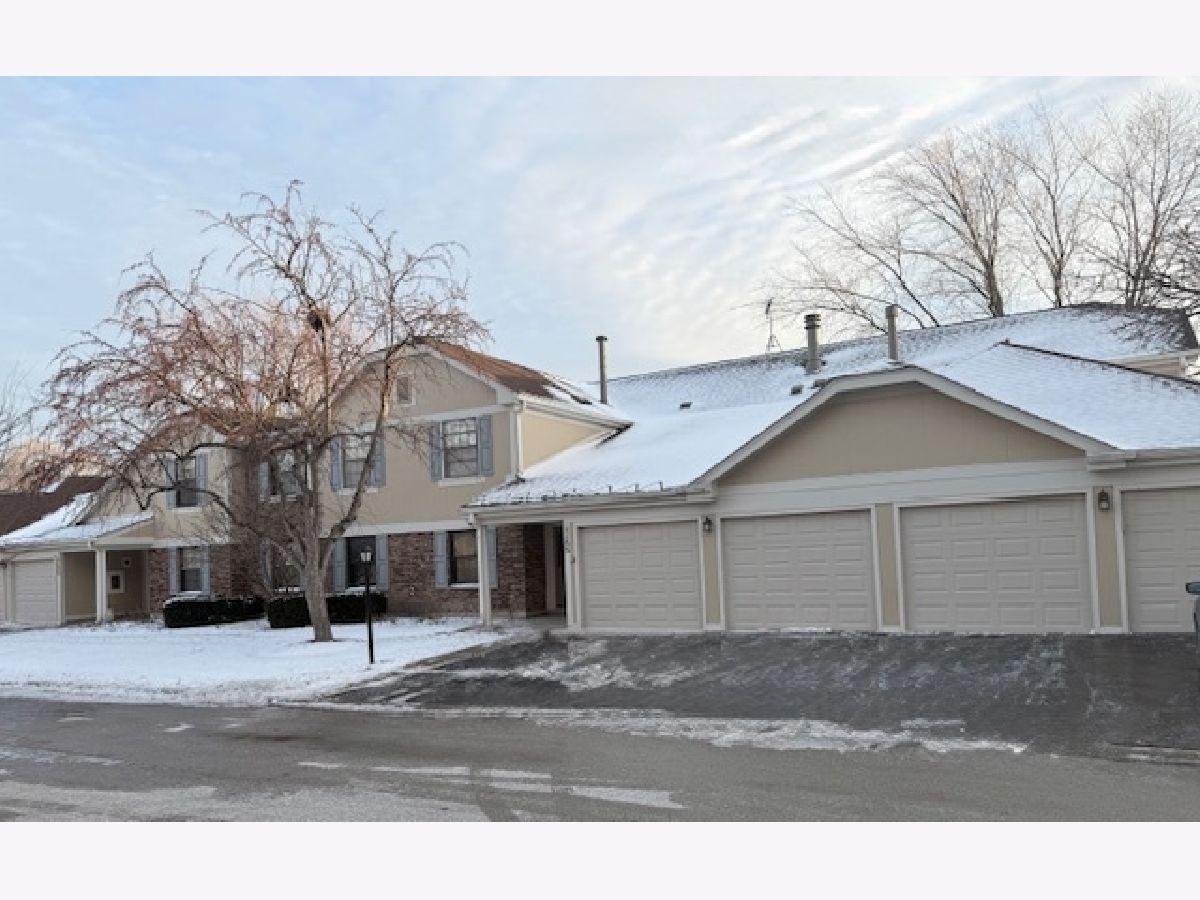  Rented Wheeling Illinois, 1155 Silverwood