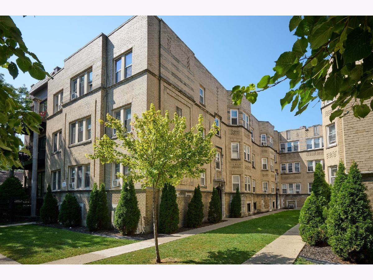  Rented Chicago Illinois, 6324 Albany