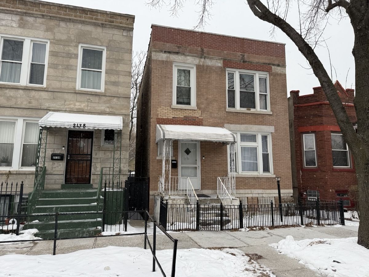 Rented Chicago Illinois, 2136 Homan
