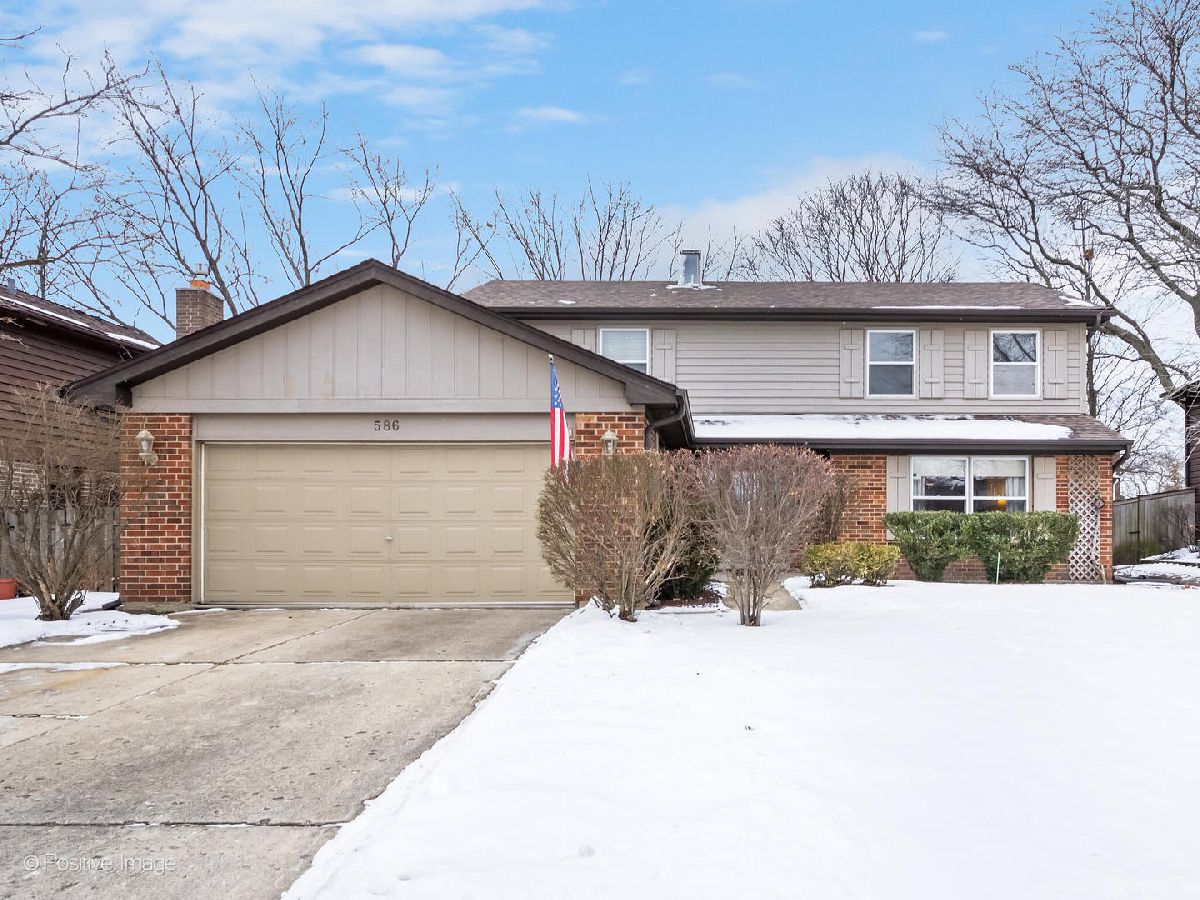 Condos & Townhomes & Homes Sold Briarcliffe Knolls Wheaton Illinois, 586 Farnham