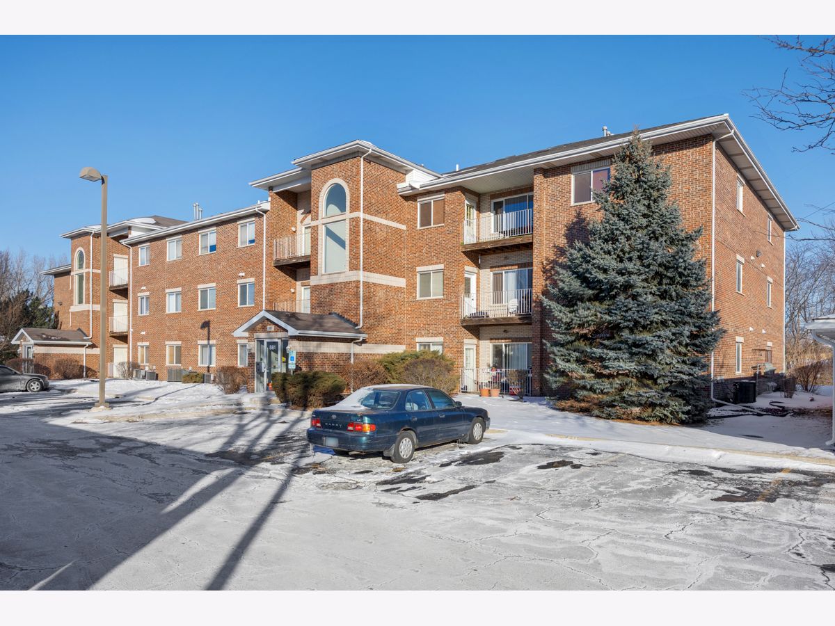  For Rent Addison Illinois, 881 Swift