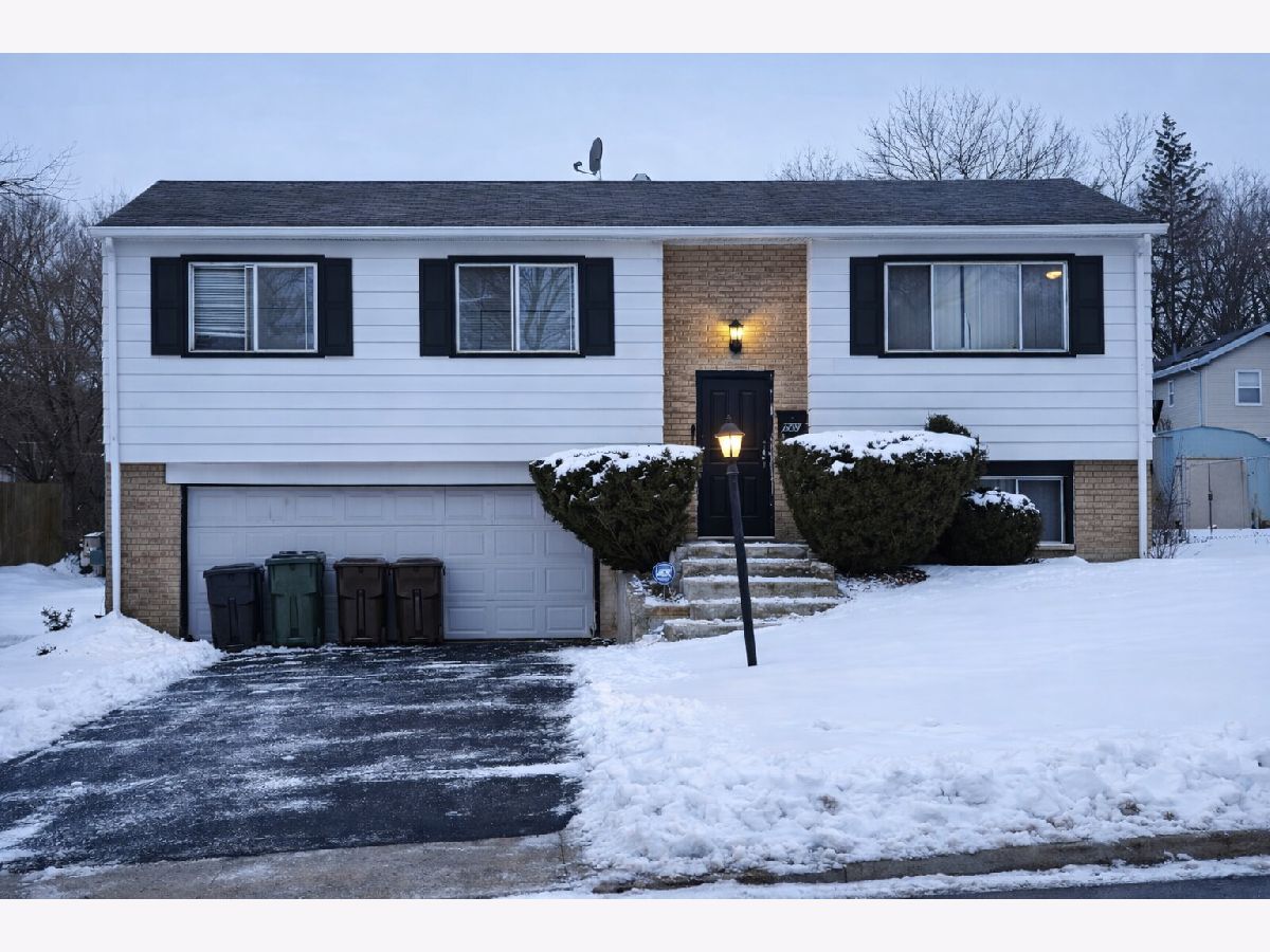  For Sale University Park Illinois, 720 Blackhawk Drive