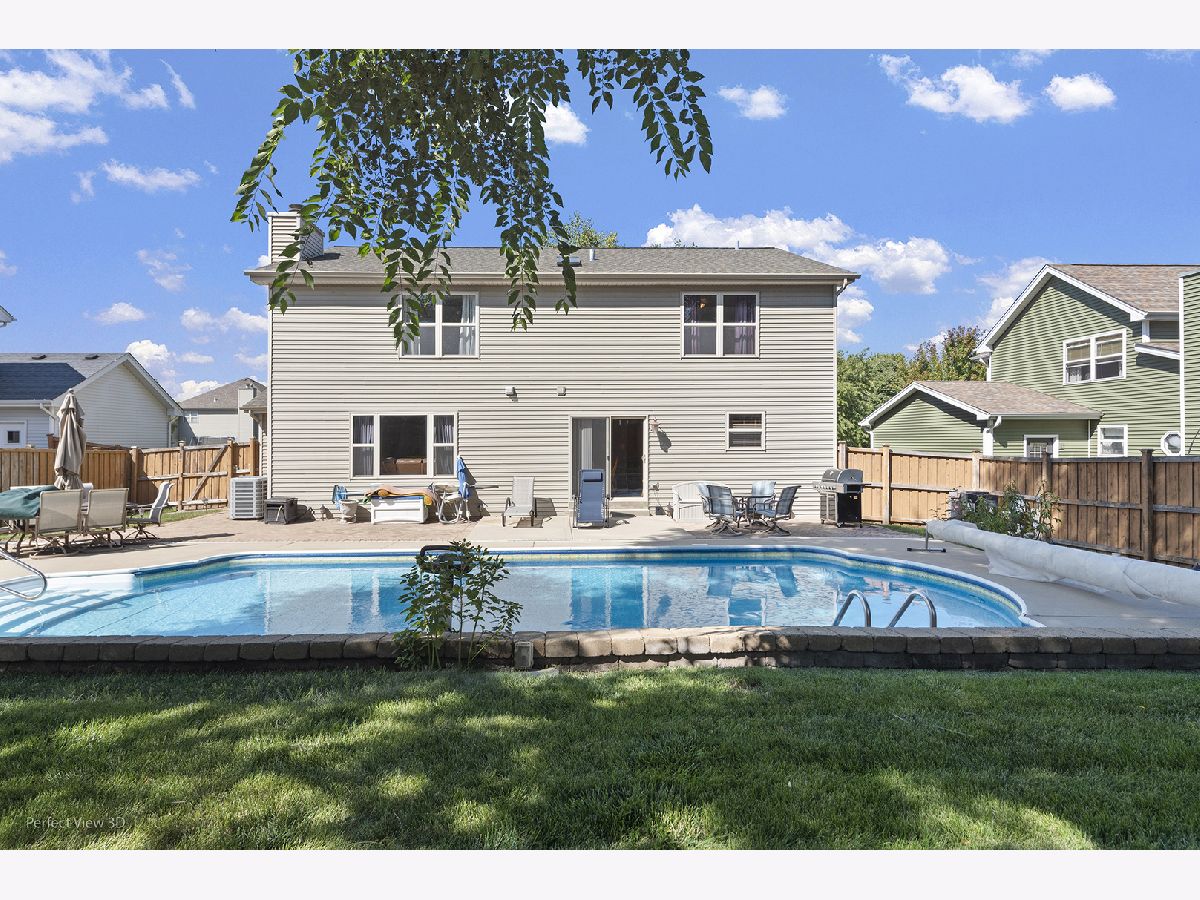  Sold Minooka Illinois, 802 Joanne