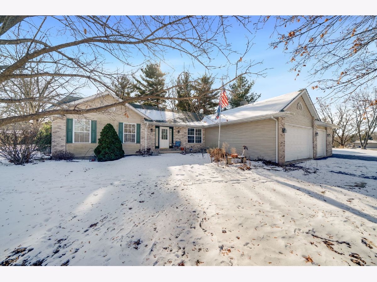  For Sale Cherry Valley Illinois, 3734 Renfro Road