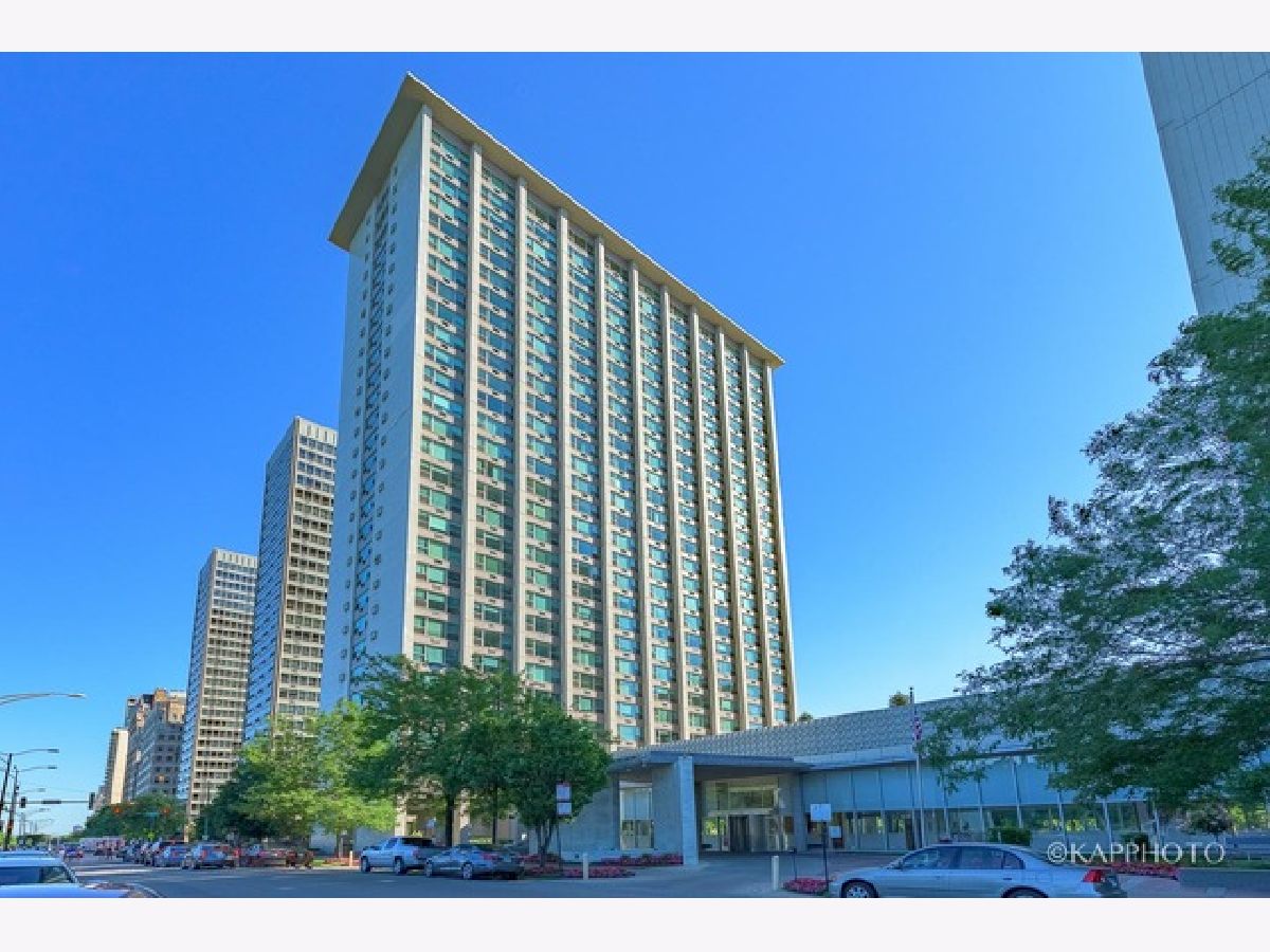  Rented Chicago Illinois, 3600 Lake Shore