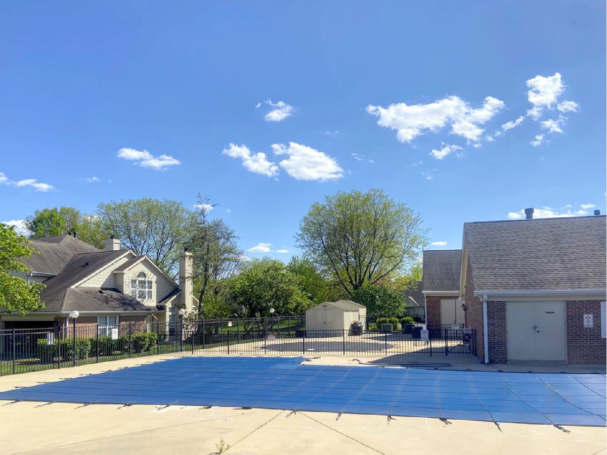  For Sale Warrenville Illinois, 30W015 Juniper Court