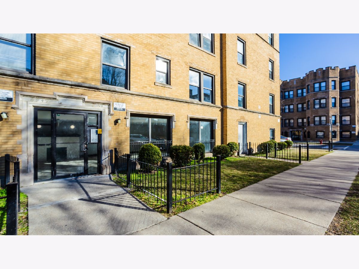  Rented Chicago Illinois, 6949 Paxton