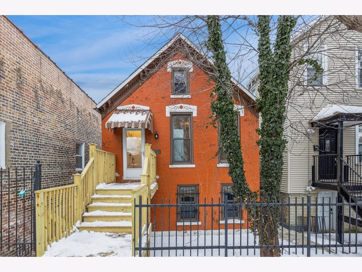 Condos & Townhomes & Homes For Sale Pilsen Chicago Illinois, 2321 18th Place